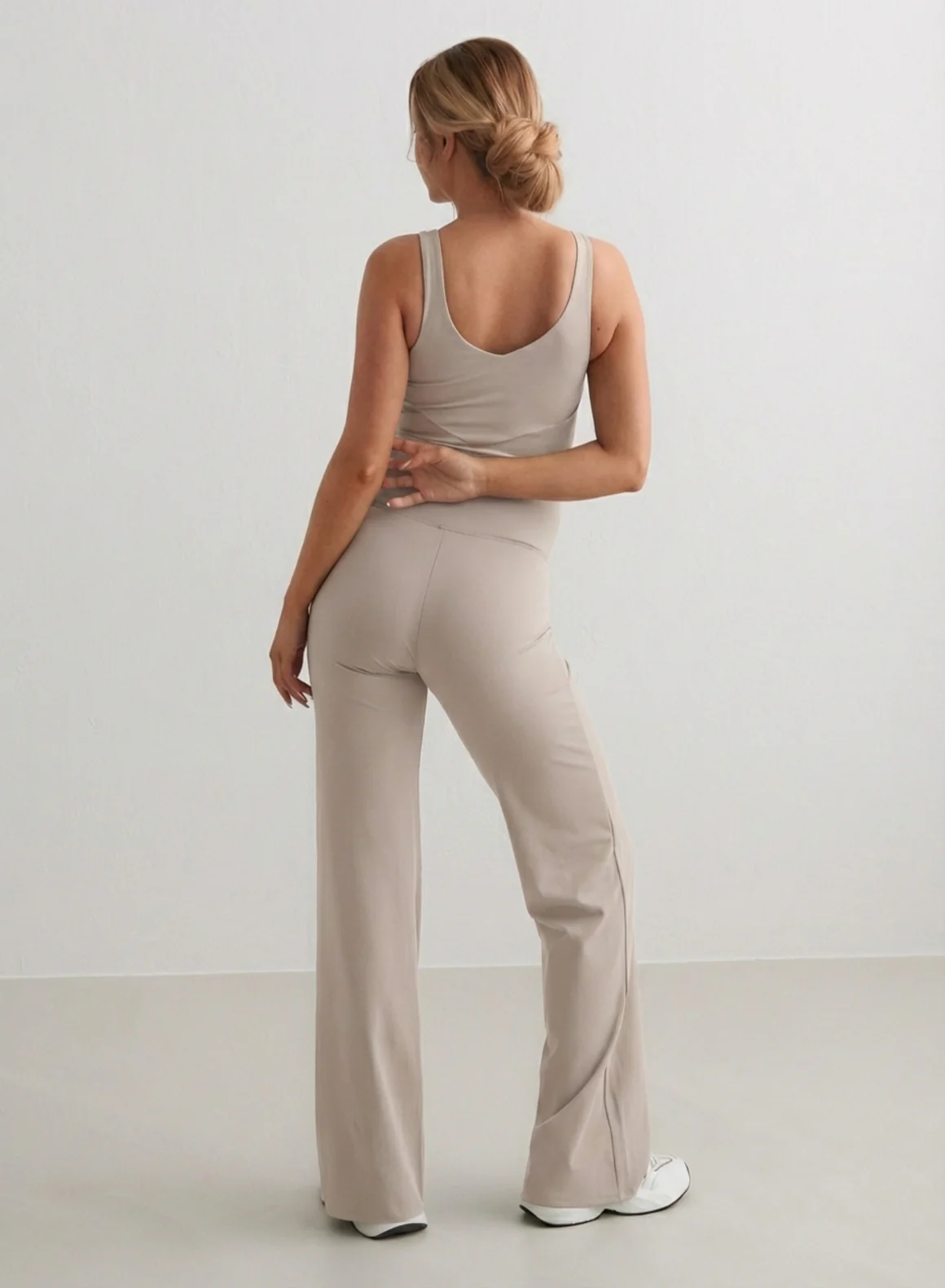 Dark Clay Sense Maternity Wide Pants - Image 4