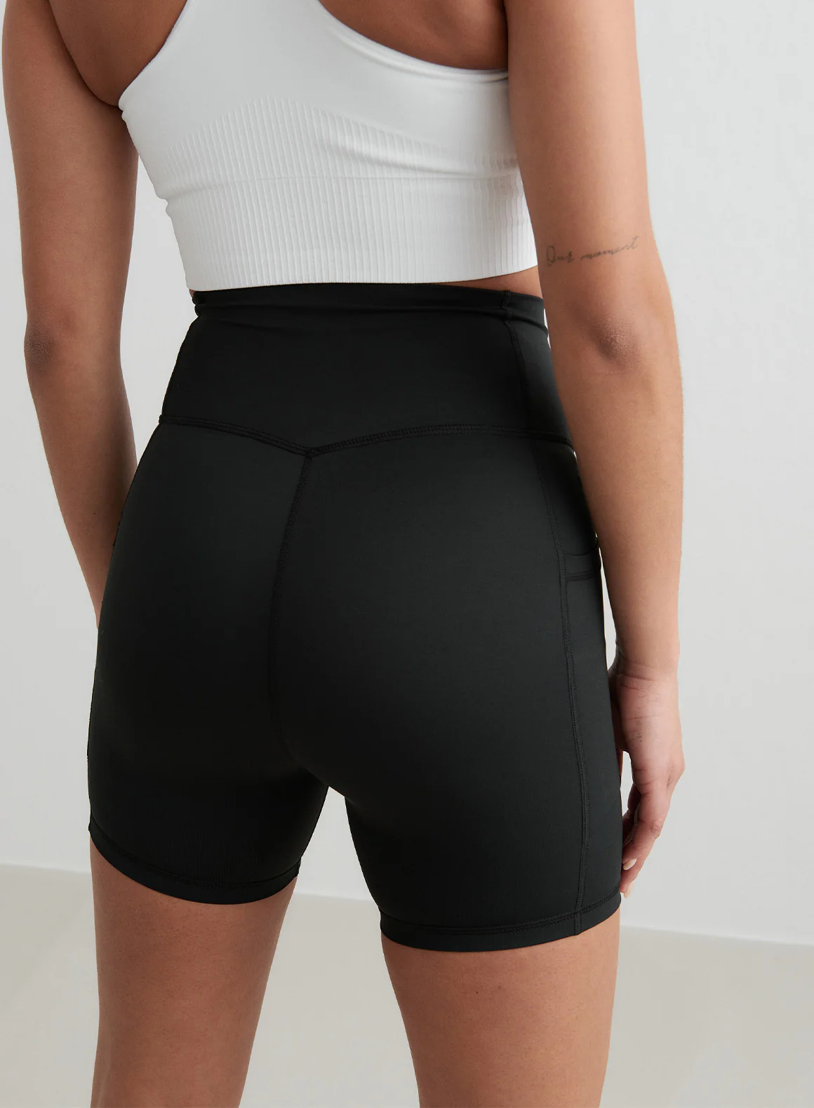Black Double Pocket Midi Biker Shorts - Image 6