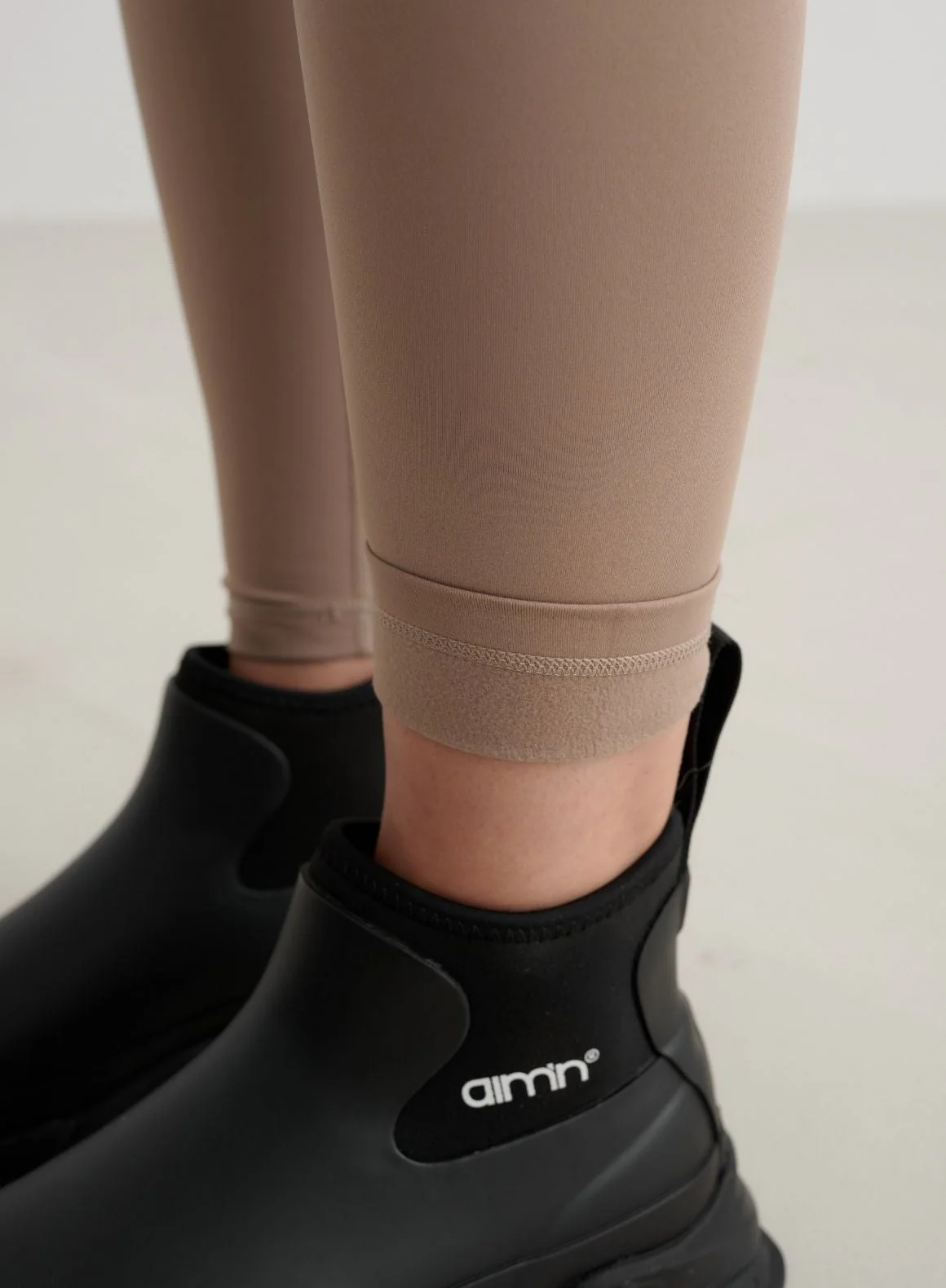 Espresso Warming Tights - Image 3