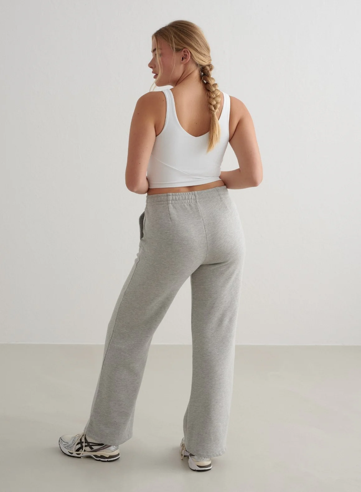 Grey Melange Wide Sweatpants - Image 4