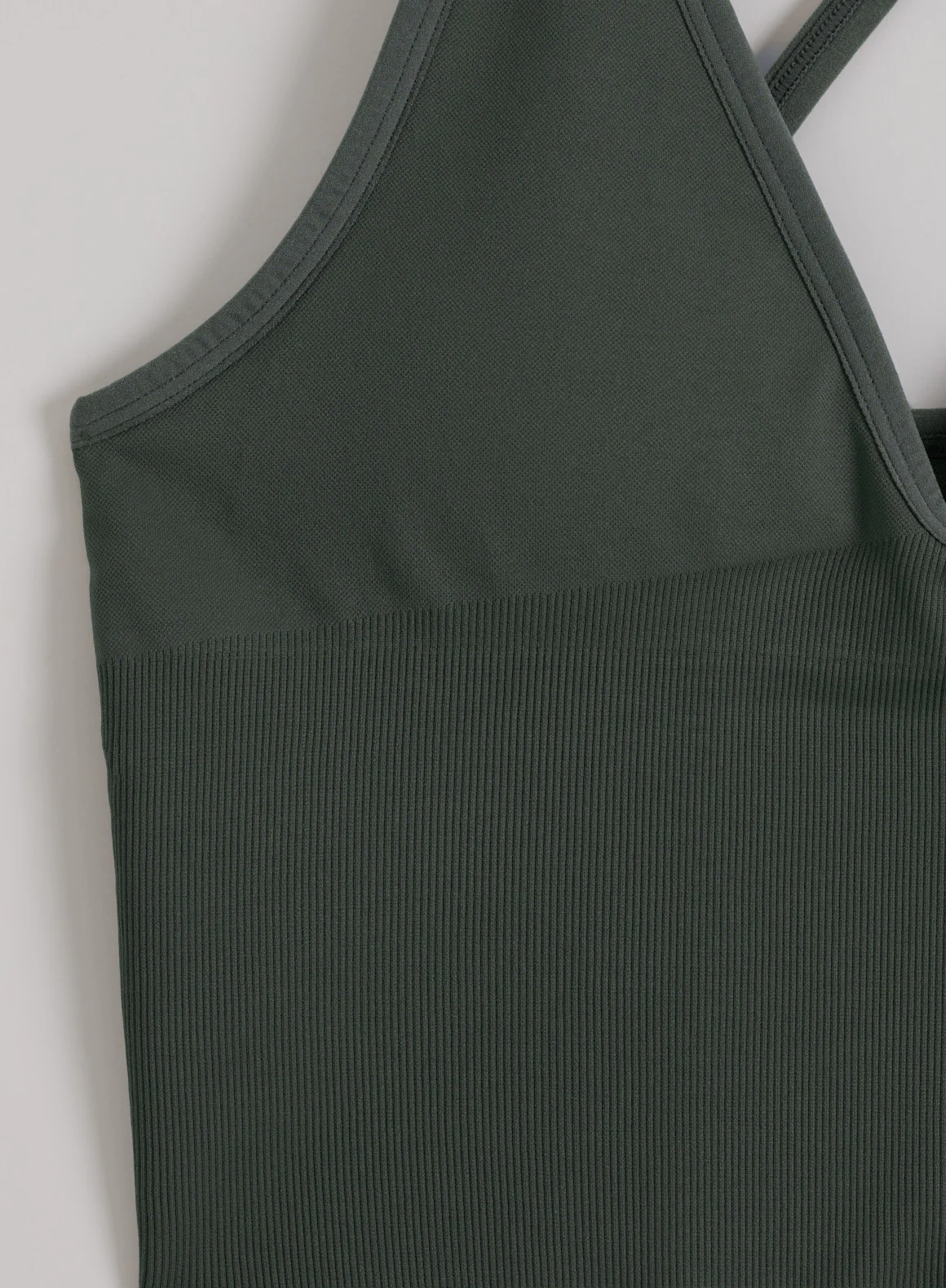 Ivy Shape Seamless Cross Back Bralette - Image 7