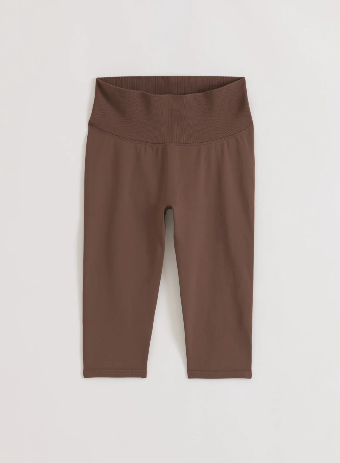 Macchiato Shape Seamless Capri Tights - Image 6