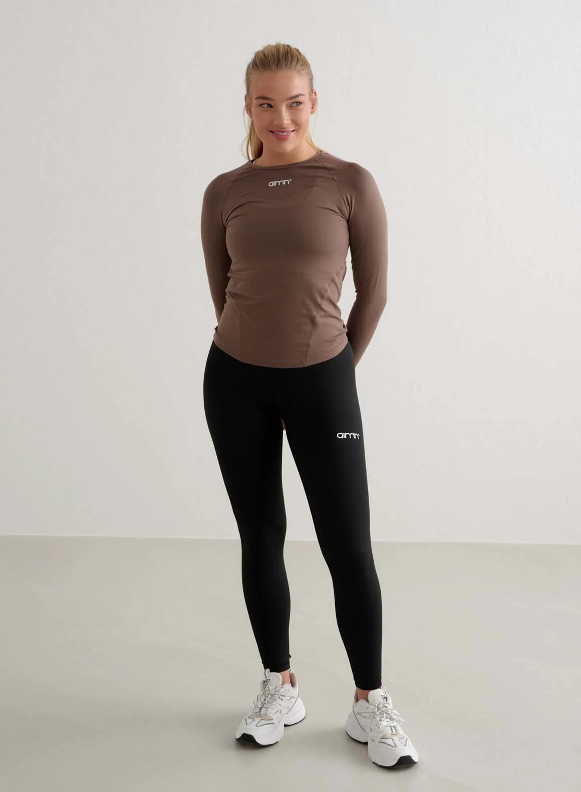Macchiato Soft Basic Long Sleeve - Image 2