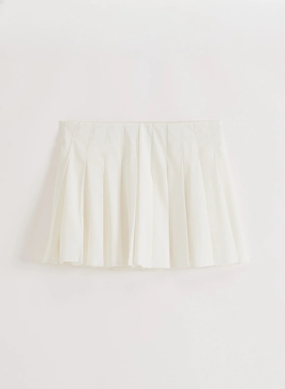 Off White Pleated Skort - Image 6