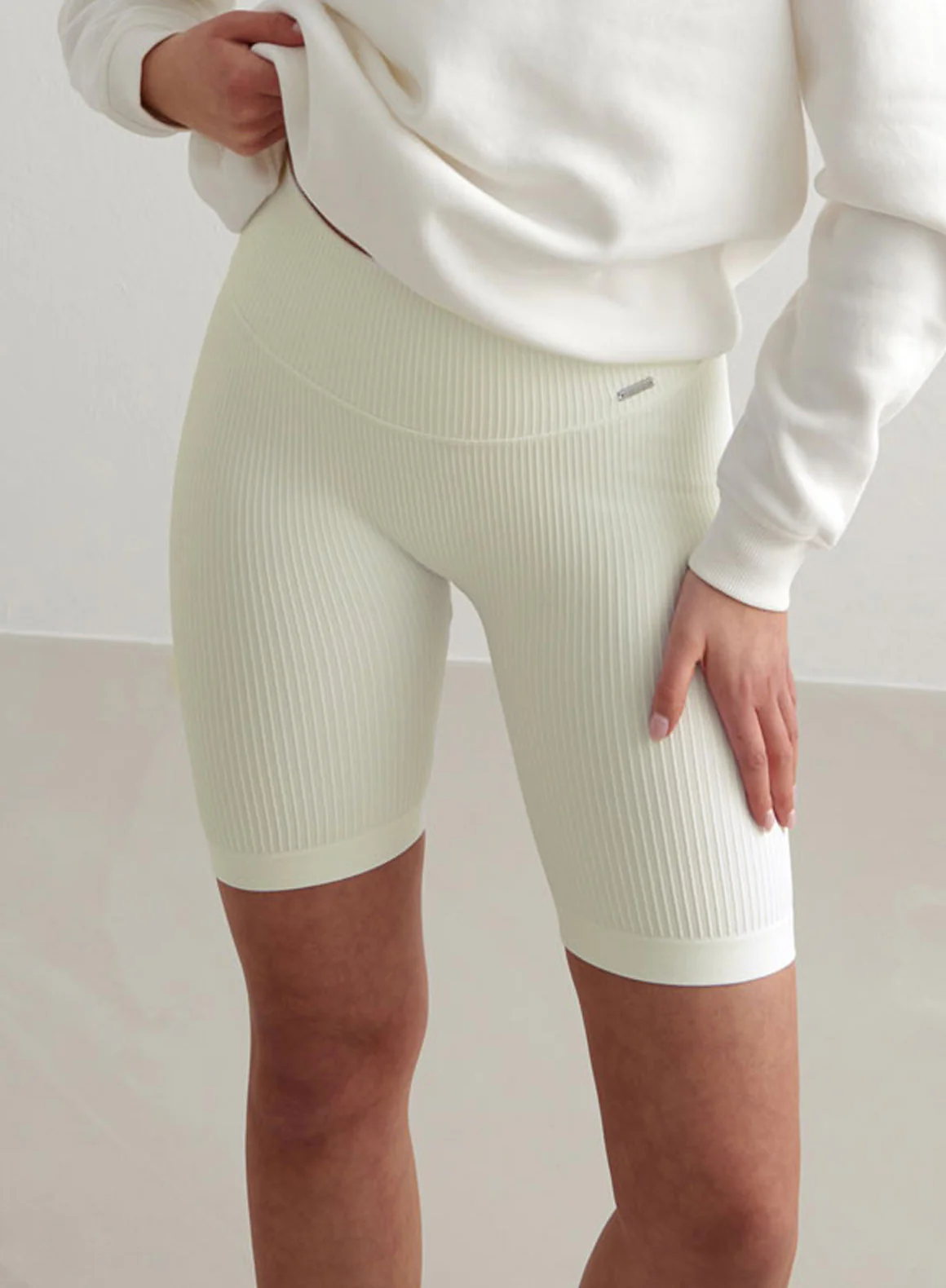 Off White Off-White Ribbed Seamless Biker Shorts - Image 6
