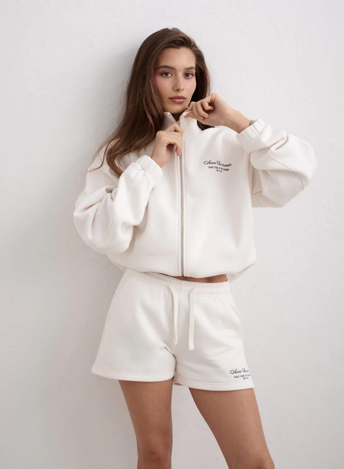 Off White Script Sweat Shorts - Image 5