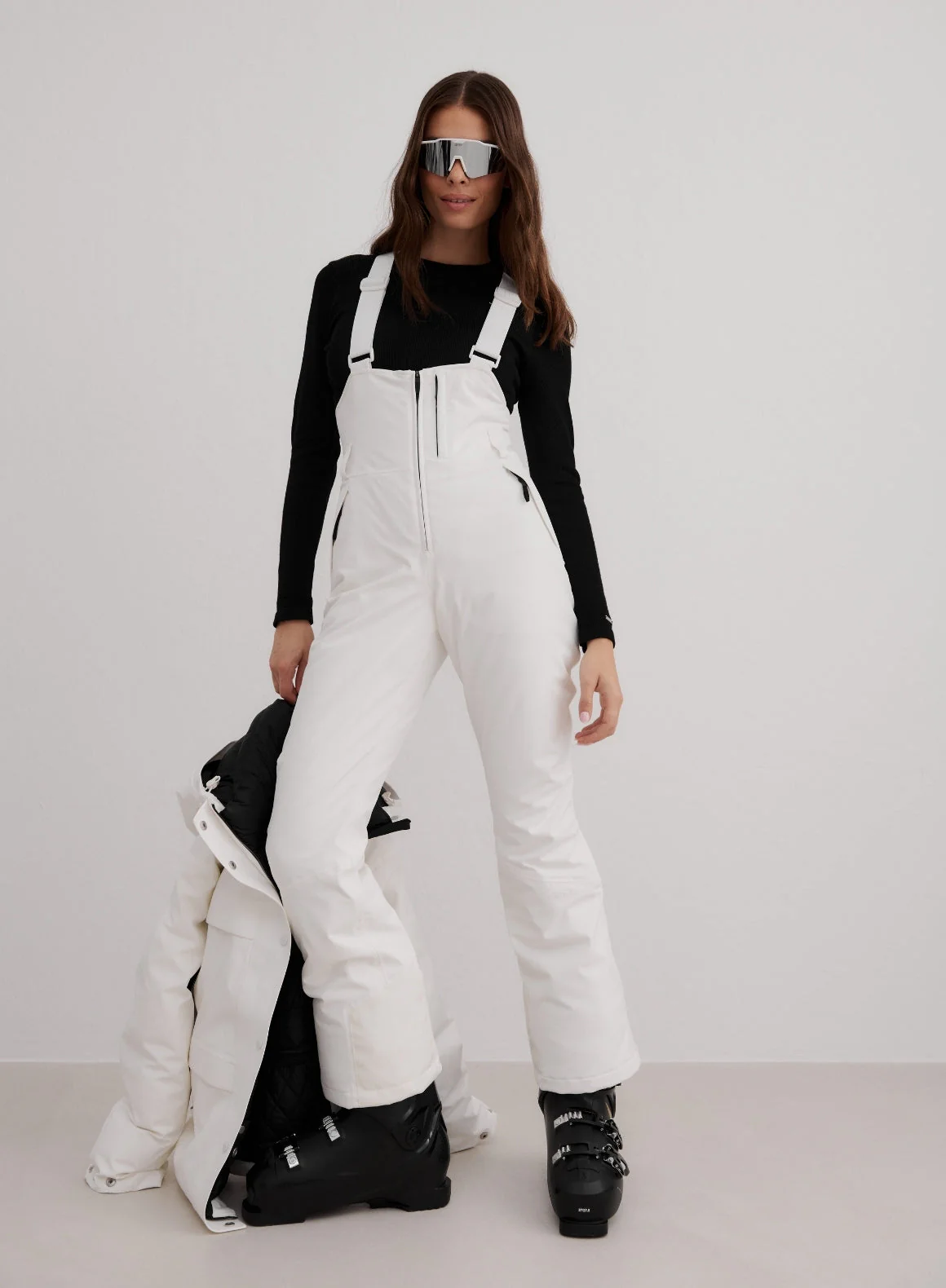 Off White Vermont Padded Bib Pants - Image 2