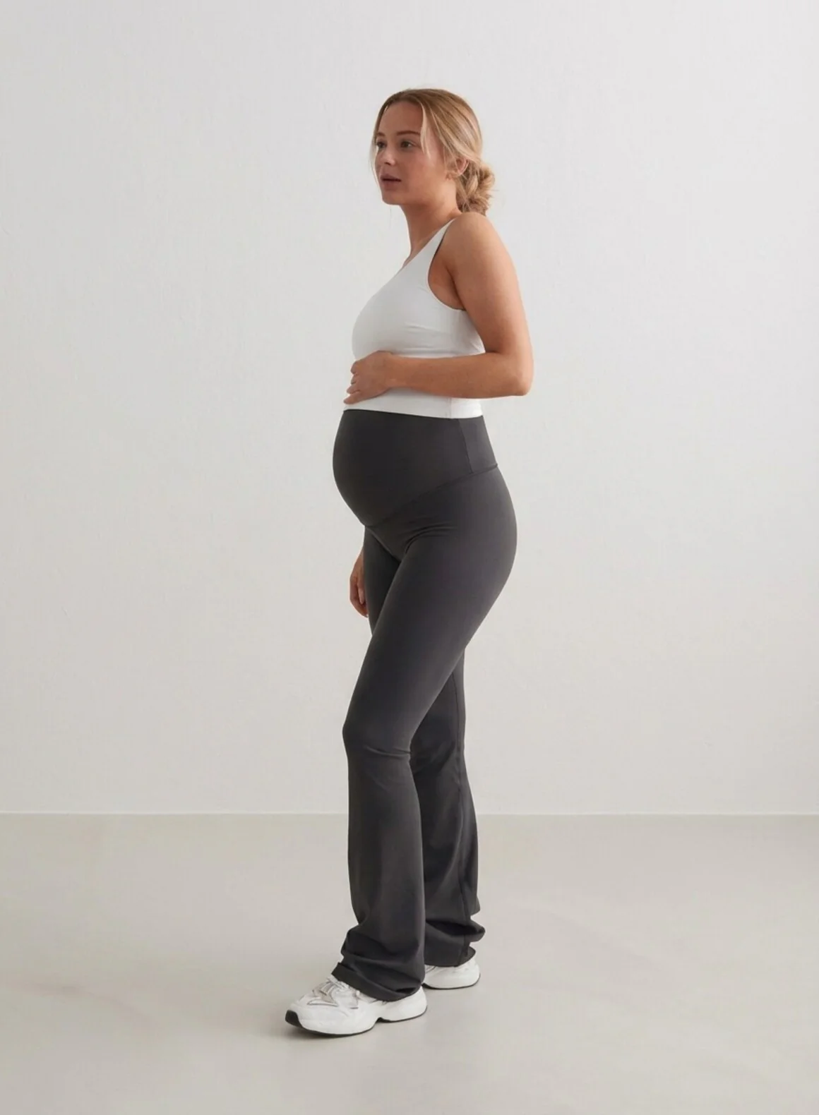 Shadow Grey Sense Maternity Flare Tights - Image 2