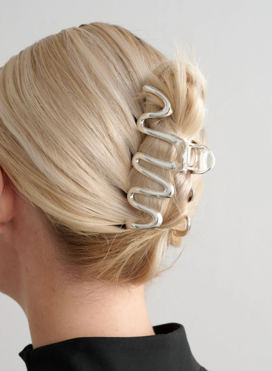Swirl Hair Claw - Image 4