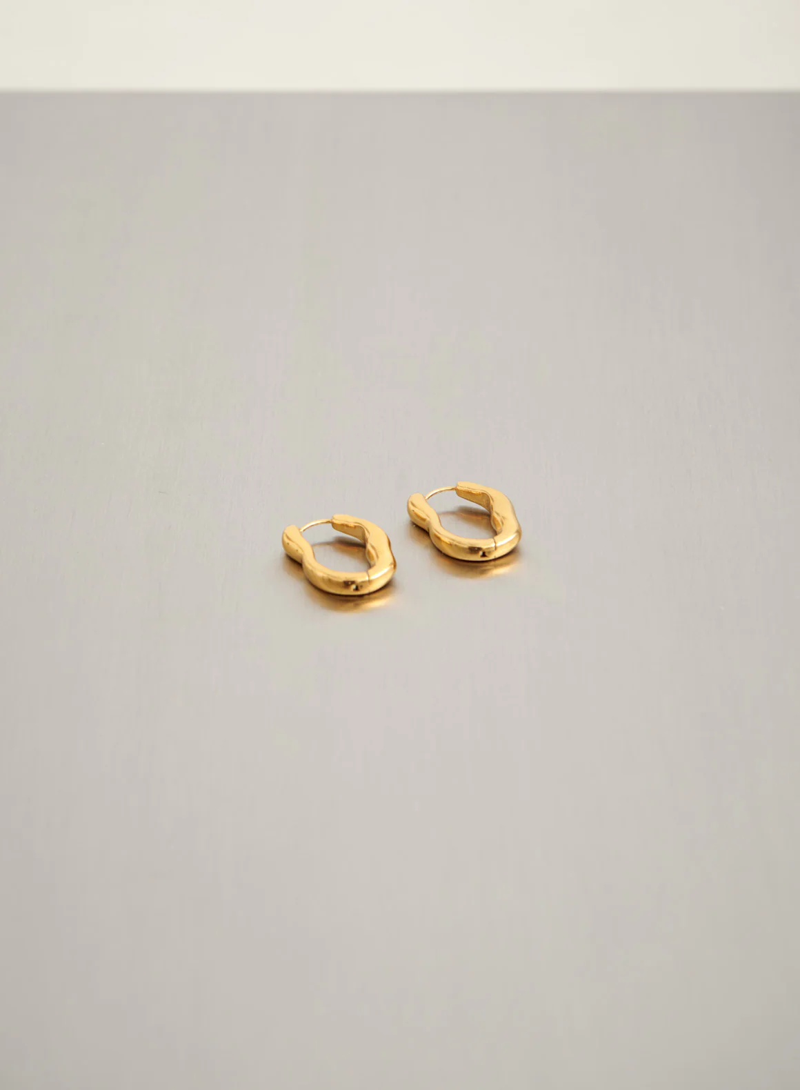 Waterproof Wave Hoop Earrings - Image 4