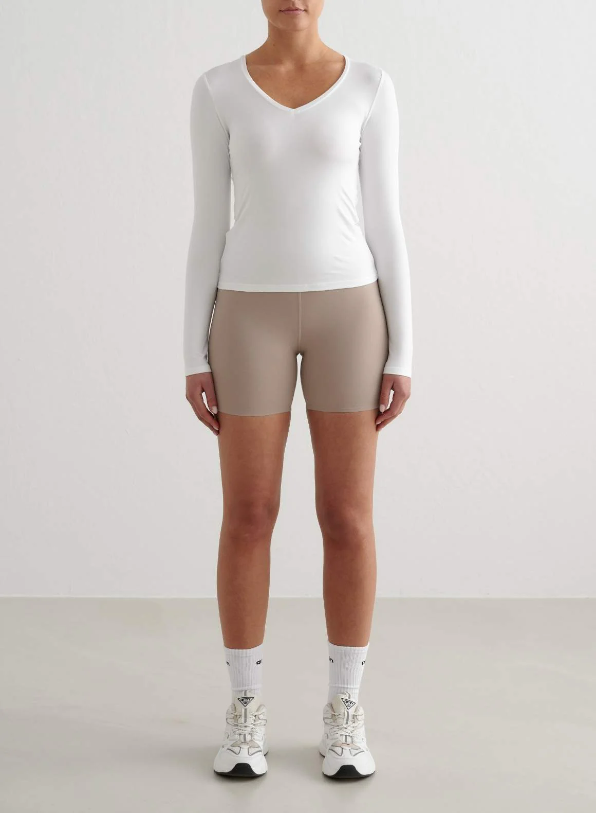 White Soft Basic V-neck Long Sleeve - Image 3