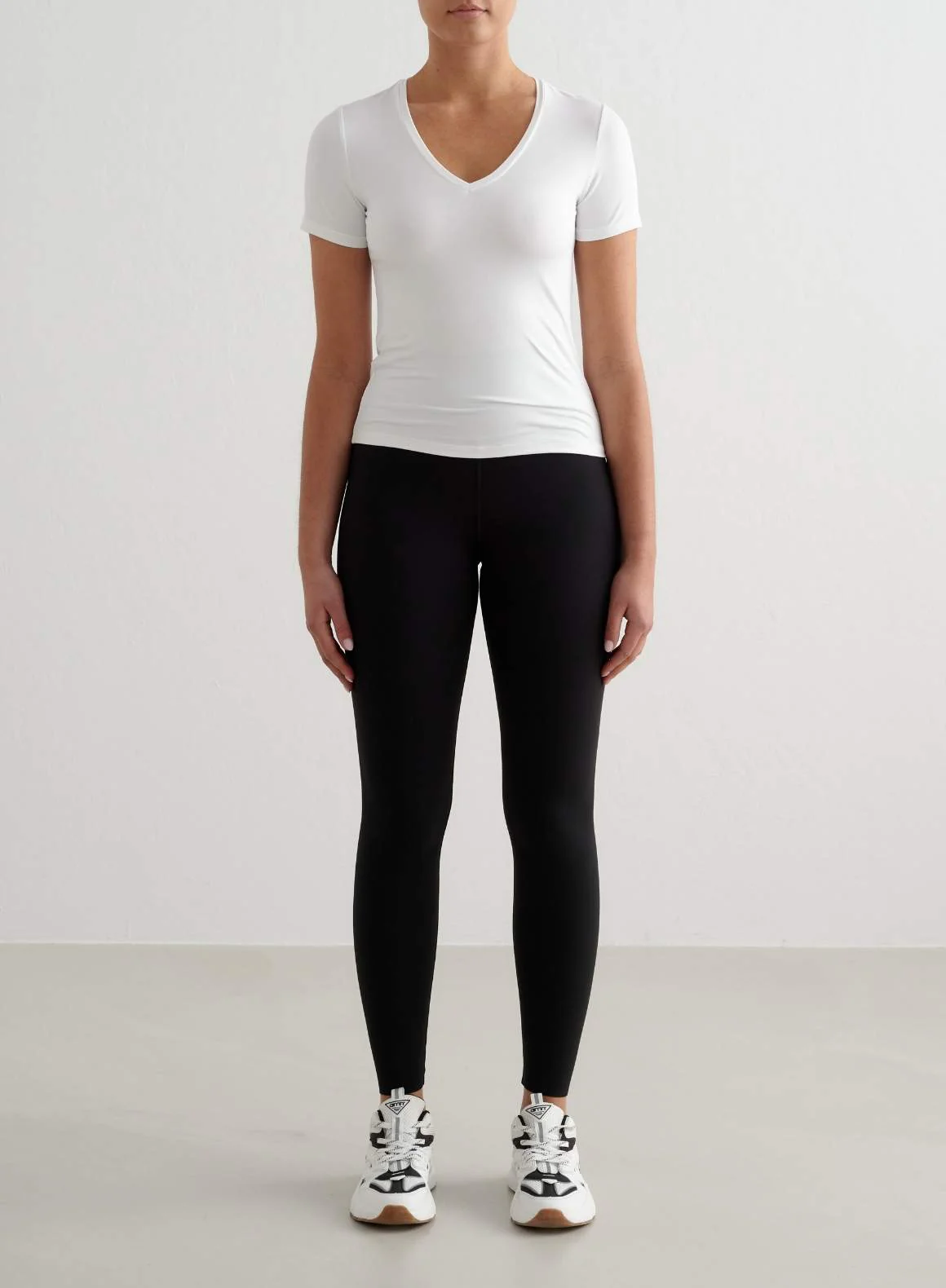 White Soft Basic V-neck Short Sleeve - Image 3